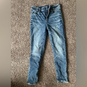 American Eagle super hi-rise jegging crop